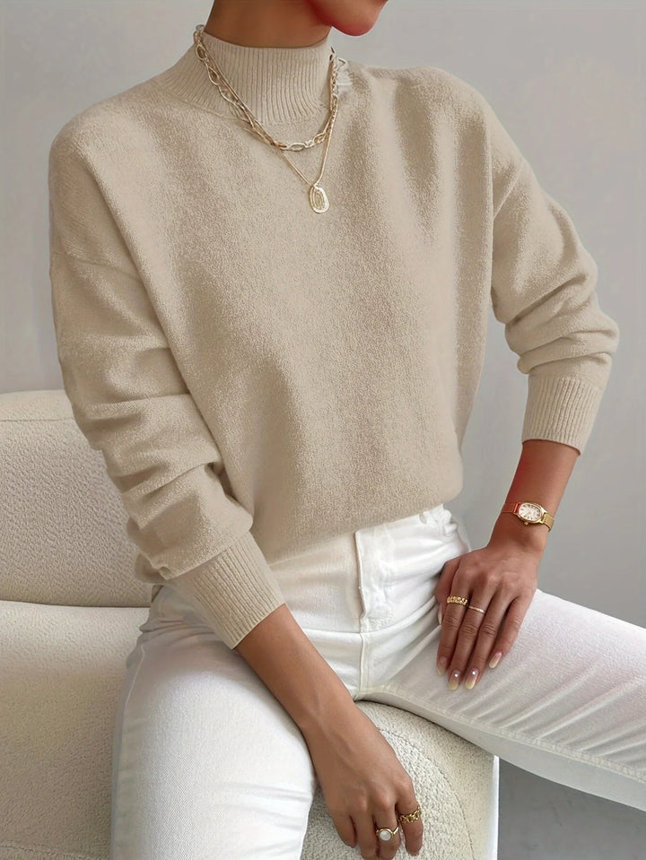 MARIA LUXURIOUS ELEGANT TURTLENECK SWEATER